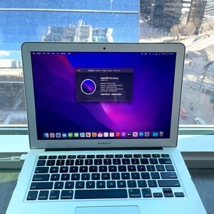 SOLD********MacBook Air (13inch, 2017) *Pre Owned Good Condition